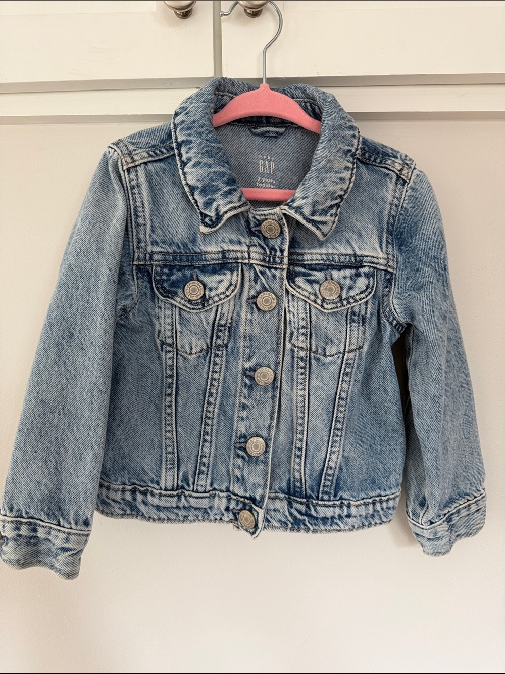 GAP Kids Light Wash Denim Jacket - Light Blue (size 3T)